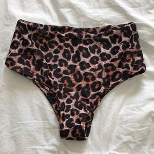 Shein High Wasted Bottoms Size Small